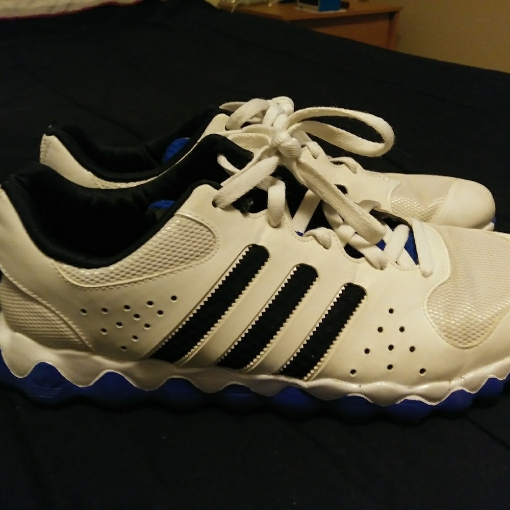 Mens Adidas traing shoes